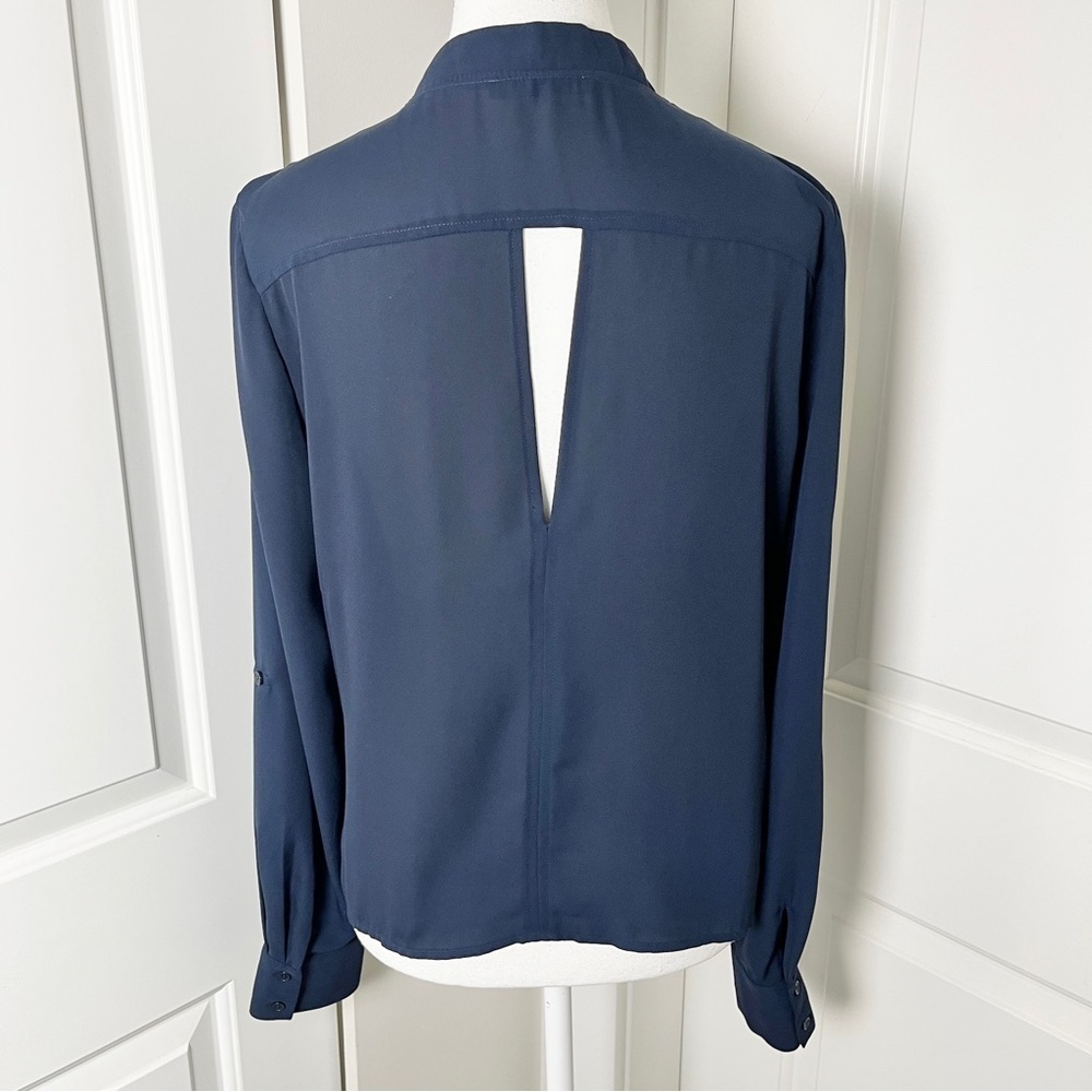 Suzy Shier Navy Button-Up Tie Front Blouse w/ Peek-a-boo Back Detail - M/L - Picture 8 of 13